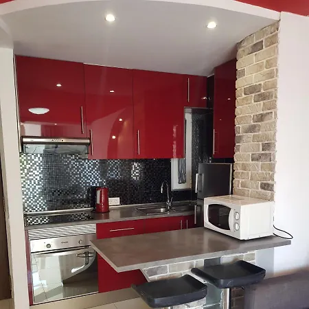 Las Americas M2h Apartment *